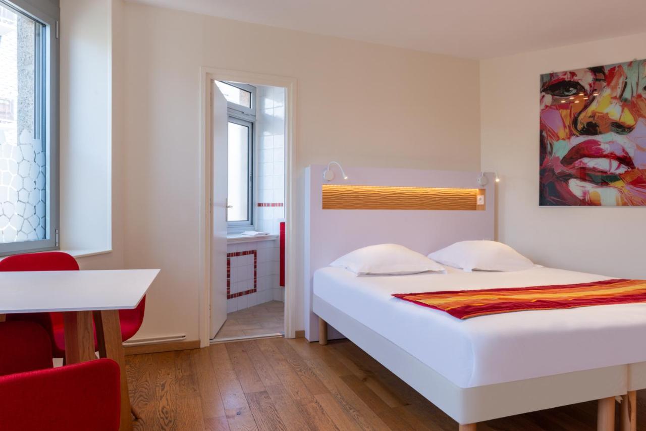 Hotel De Perros, The Originals Boutique מראה חיצוני תמונה