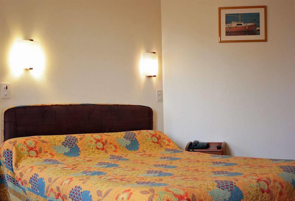 Hotel De Perros, The Originals Boutique מראה חיצוני תמונה